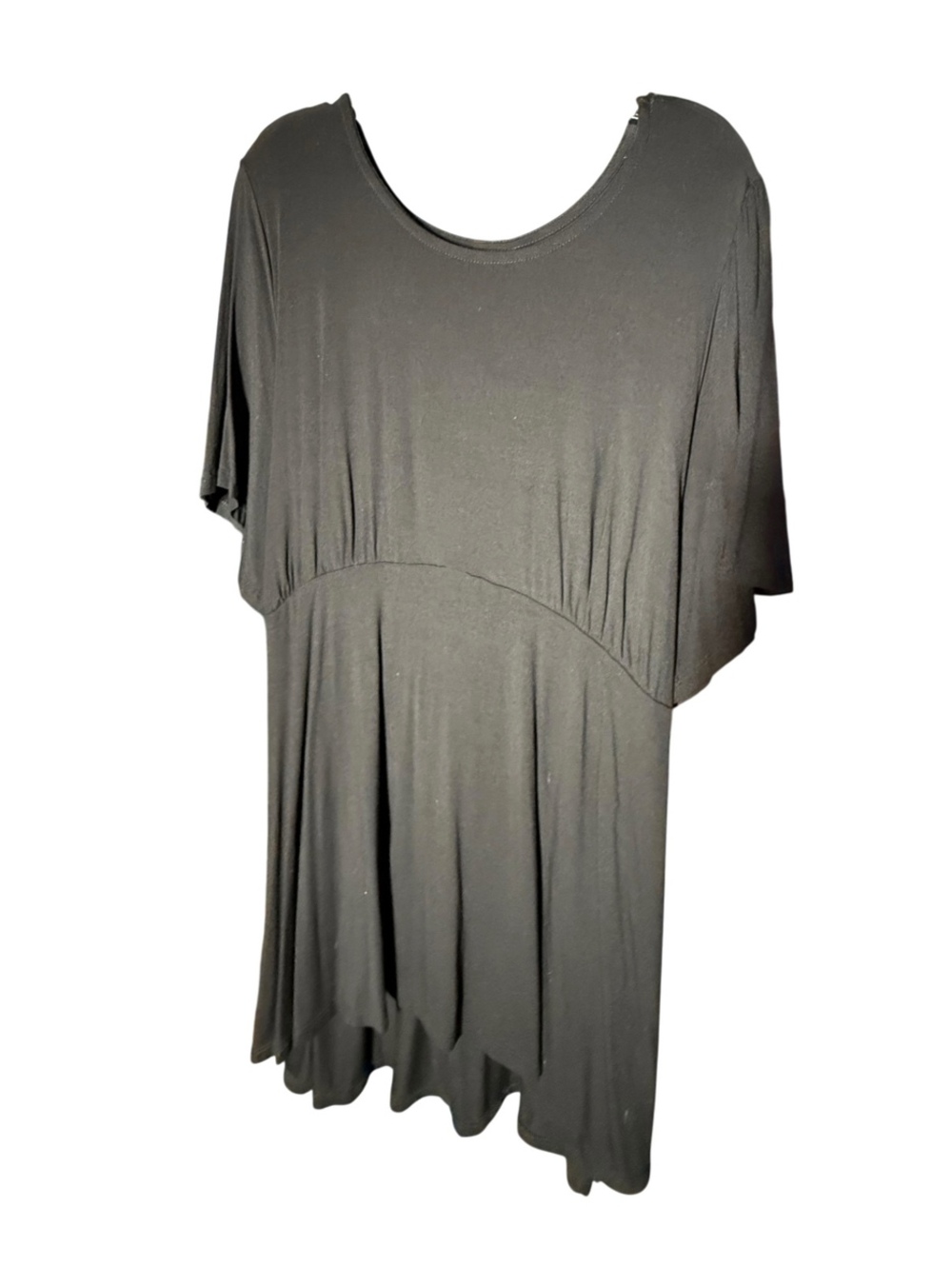 NWT Torrid Dressy Tee with Bat Wing Sleeves 3X